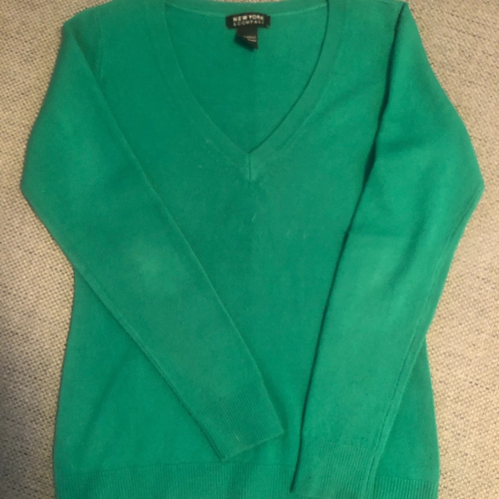 New York & Co. green v-neck sweater